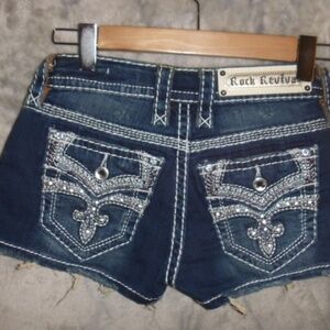 ROCK REVIVAL CELINDA CUT OFF DENIM SHORTS SIZE 29